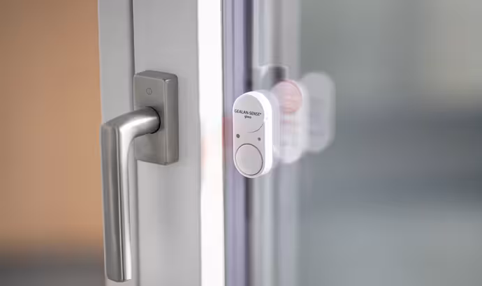 Uncomplicated retrofitting of burglary protection with GEALAN-SENSE®