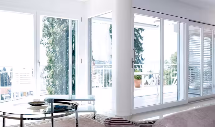 Stumdomos terasos durys