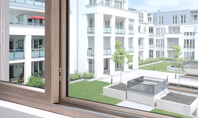 Išskirtinio sandarumo lengvai stumdomi dideli langai ir durys