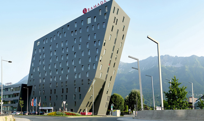 RAMADA-1.jpg