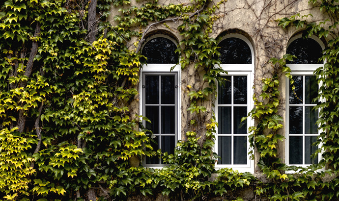 hotel_and_restaurant_in_a_historic_building_desktop.jpg