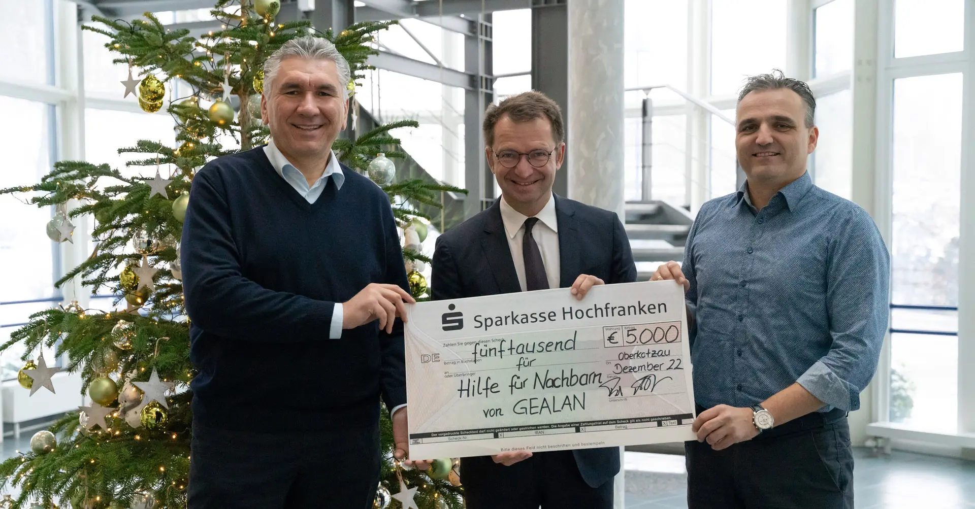 GEALAN-spendet-an-Hilfe-fur-Nachbarn-2022-header.jpg