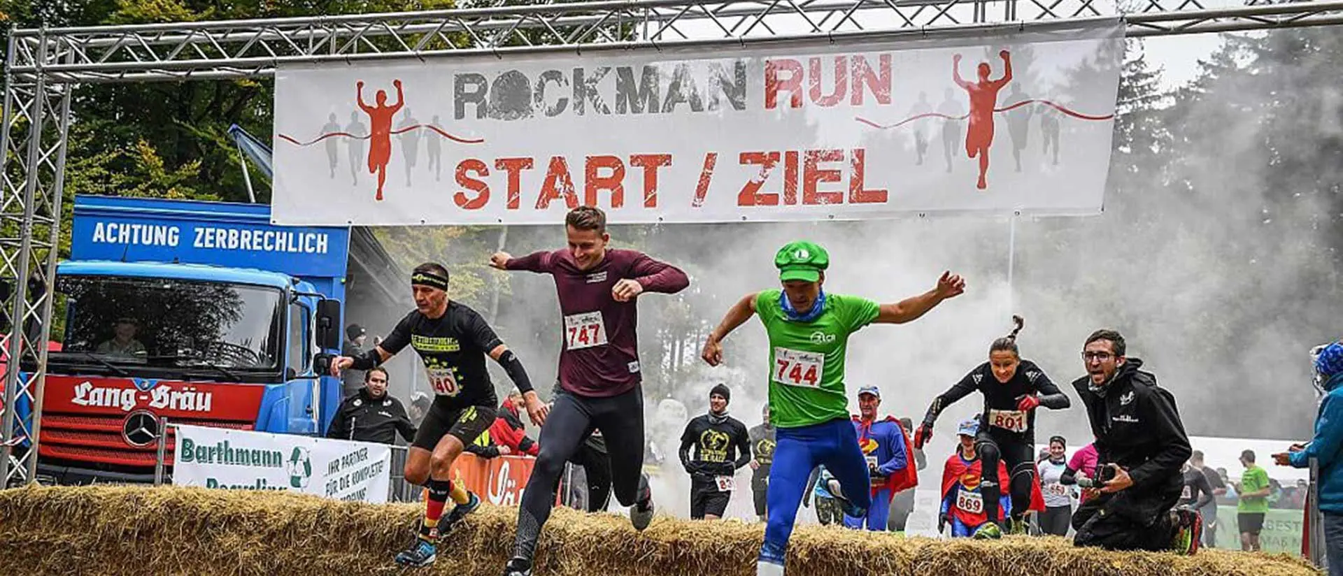 GEALAN-rockman-run.jpg