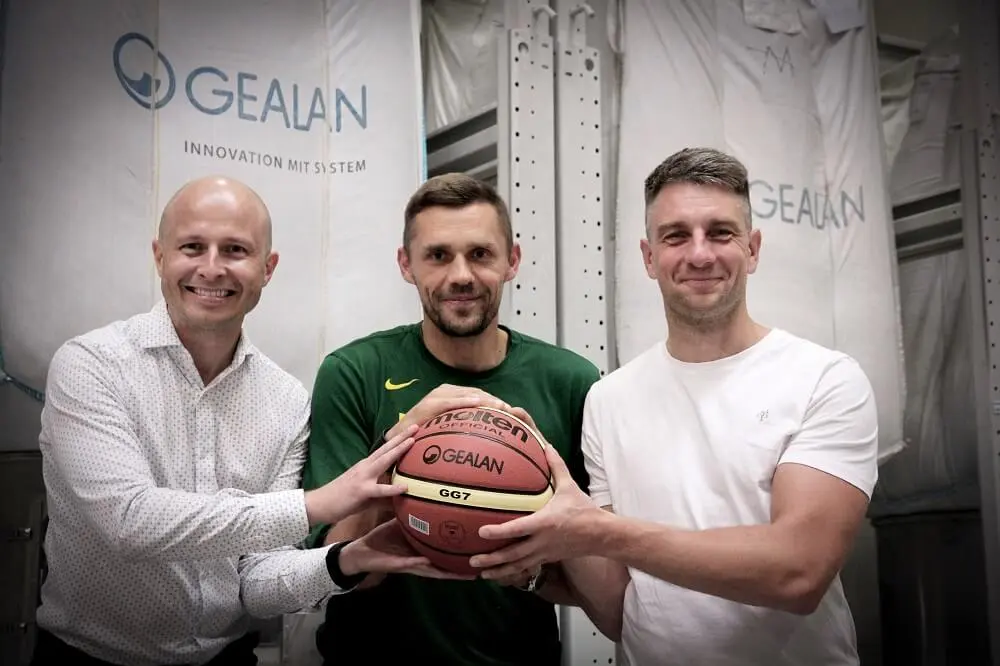 20_Basketball_1000.jpg