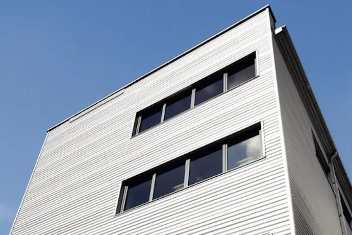 ofiice-building_in_the_capital_of_Lithuania_desktop.jpg
