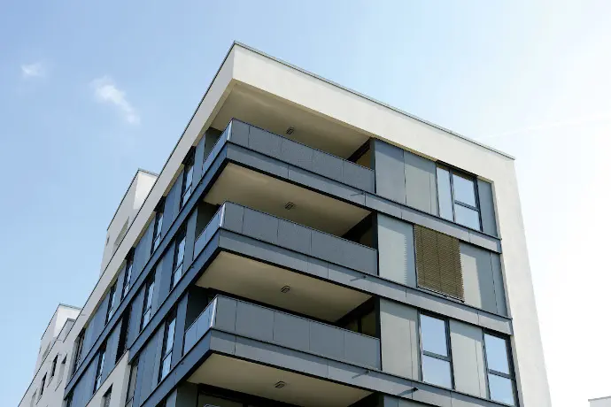 attractive_architecture_with_a_high_desktop.jpg